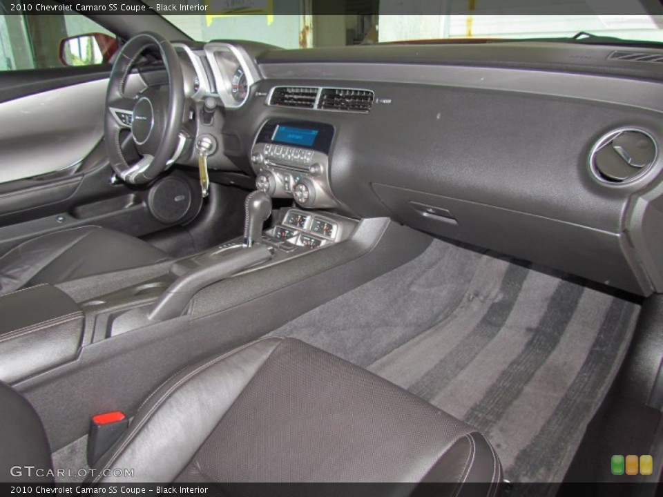 Black Interior Dashboard for the 2010 Chevrolet Camaro SS Coupe #56318460
