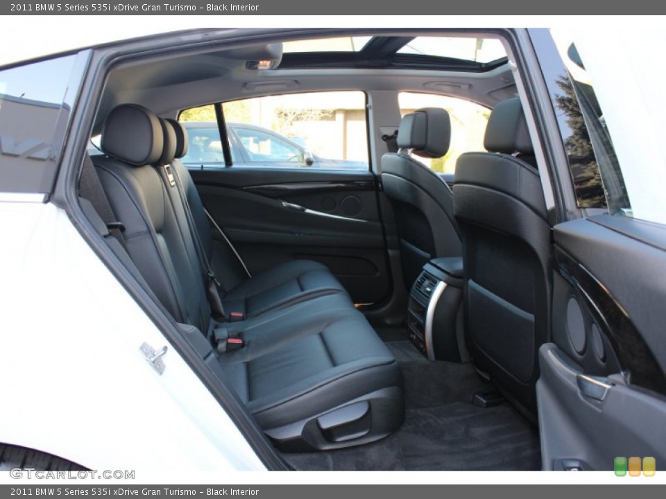 Black Interior Photo for the 2011 BMW 5 Series 535i xDrive Gran Turismo #56319026