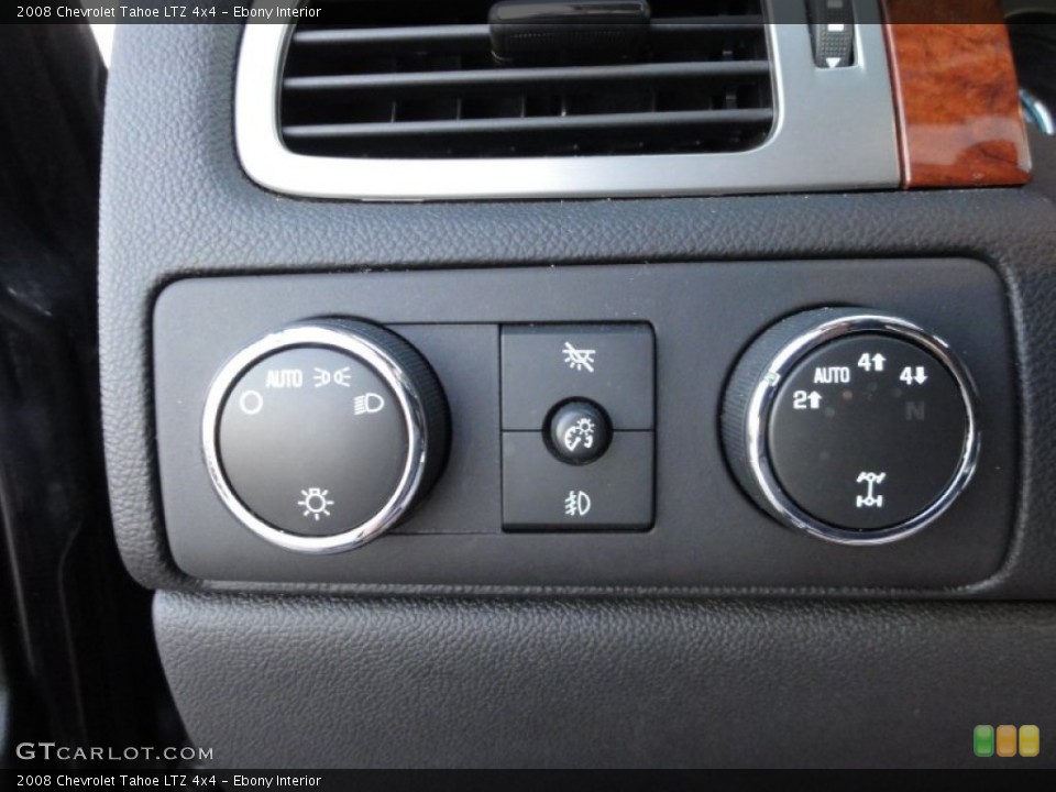 Ebony Interior Controls for the 2008 Chevrolet Tahoe LTZ 4x4 #56331616
