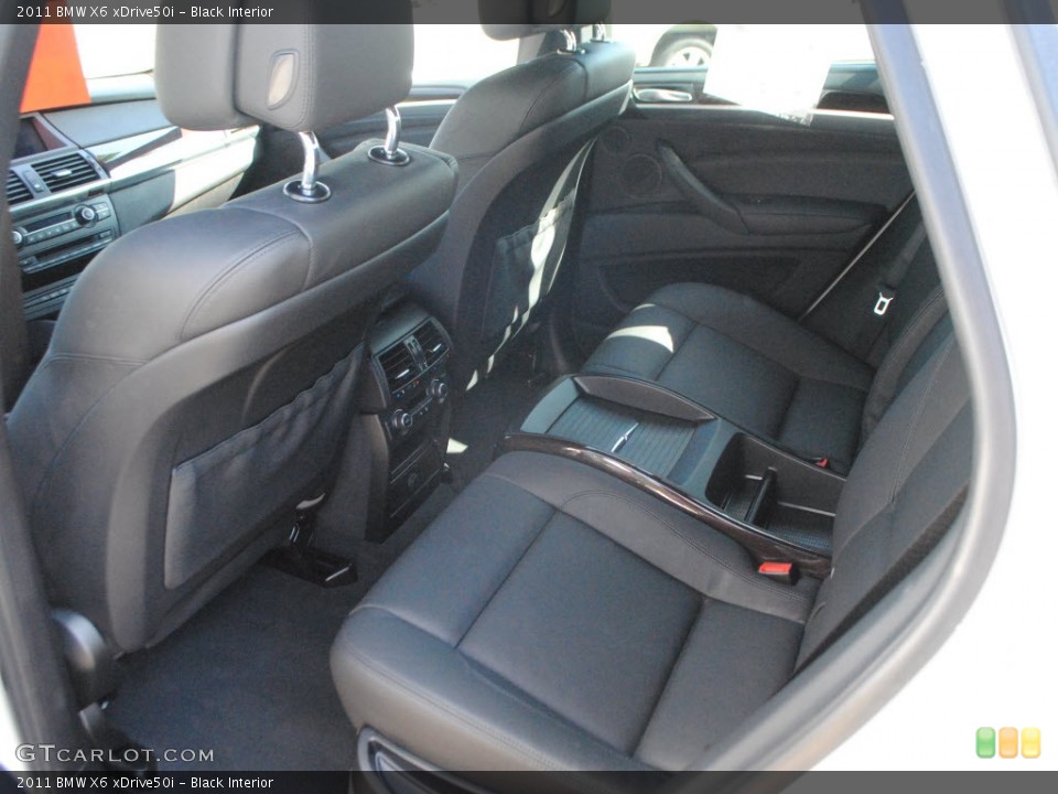 Black Interior Photo for the 2011 BMW X6 xDrive50i #56343538