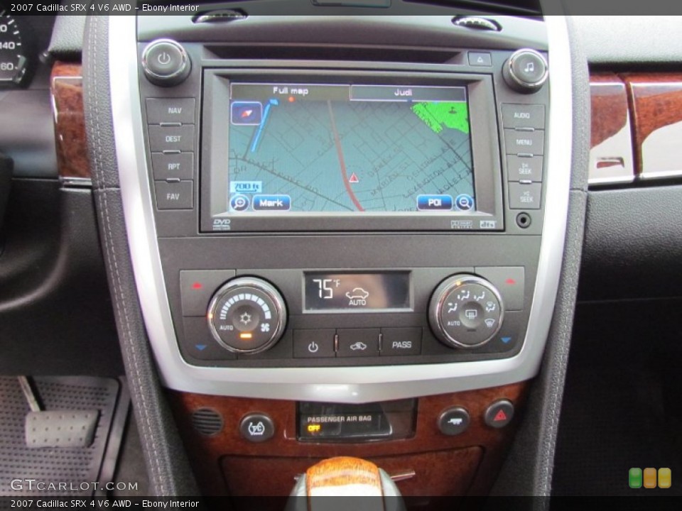 Ebony Interior Navigation for the 2007 Cadillac SRX 4 V6 AWD #56365402