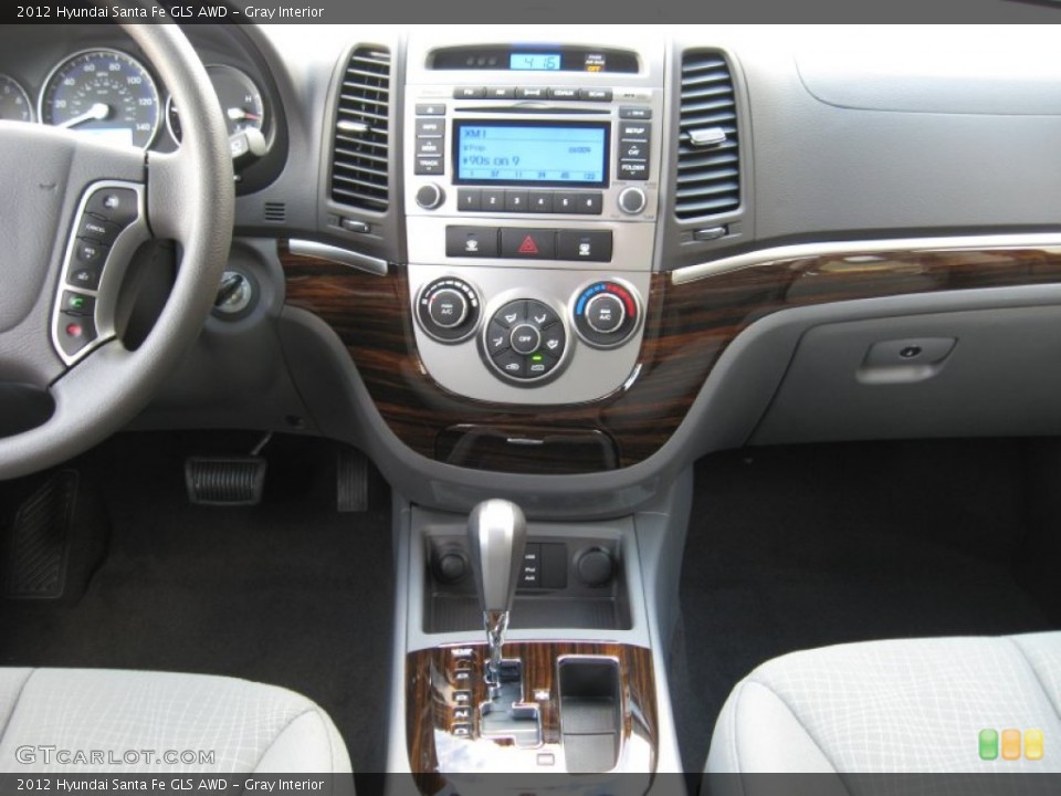 Gray Interior Dashboard for the 2012 Hyundai Santa Fe GLS AWD #56367538