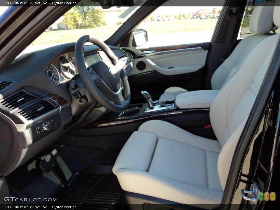 Oyster Interior Photo for the 2012 BMW X5 xDrive35d #56370775