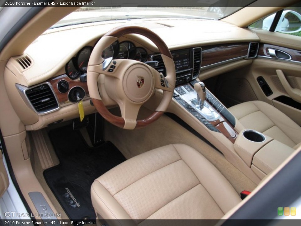 Luxor Beige Interior Photo for the 2010 Porsche Panamera 4S #56371900