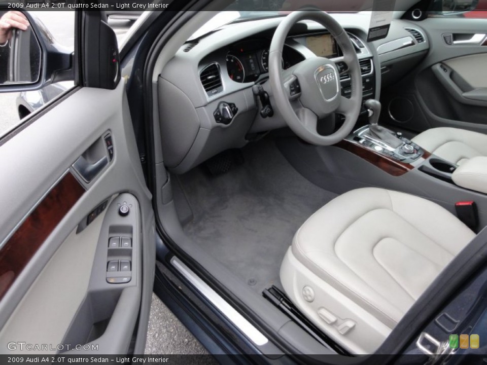 Light Grey Interior Photo for the 2009 Audi A4 2.0T quattro Sedan #56382145