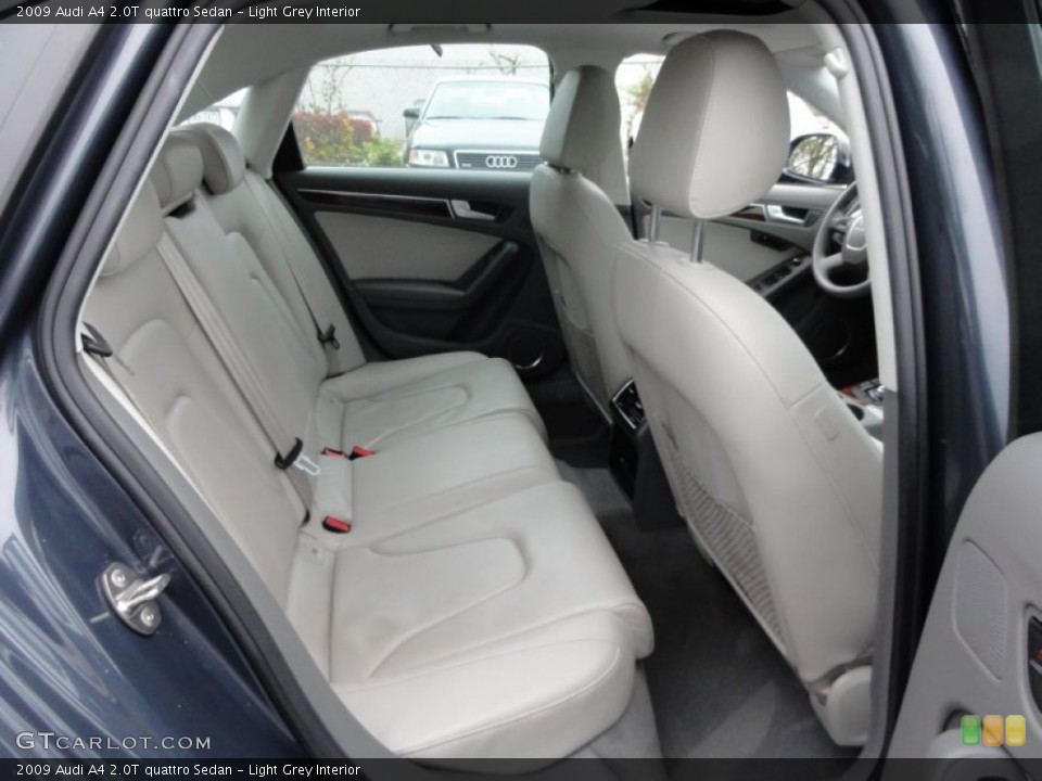Light Grey Interior Photo for the 2009 Audi A4 2.0T quattro Sedan #56382235