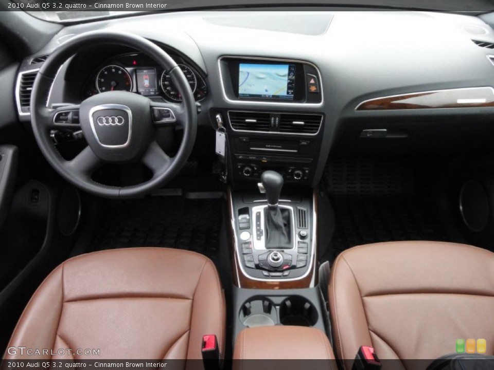 Cinnamon Brown Interior Dashboard for the 2010 Audi Q5 3.2 quattro #56382639