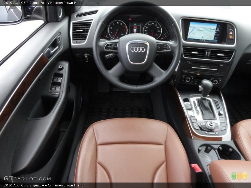 Cinnamon Brown Interior Dashboard for the 2010 Audi Q5 3.2 quattro #56382649