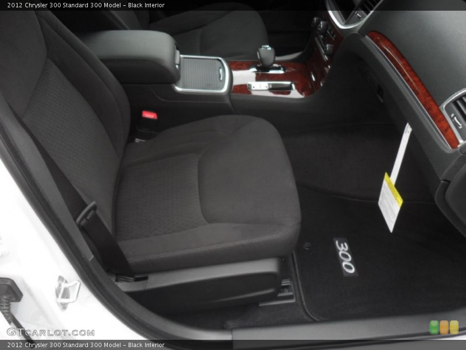 Black Interior Photo for the 2012 Chrysler 300  #56385073