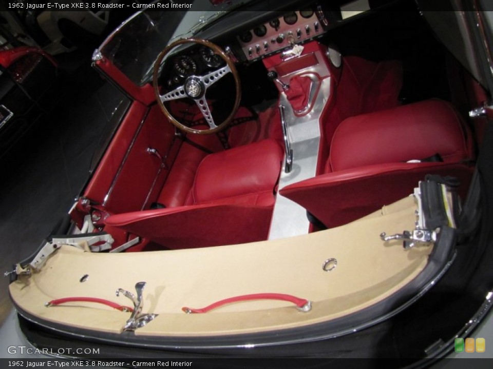 Carmen Red Interior Photo for the 1962 Jaguar E-Type XKE 3.8 Roadster #56397088