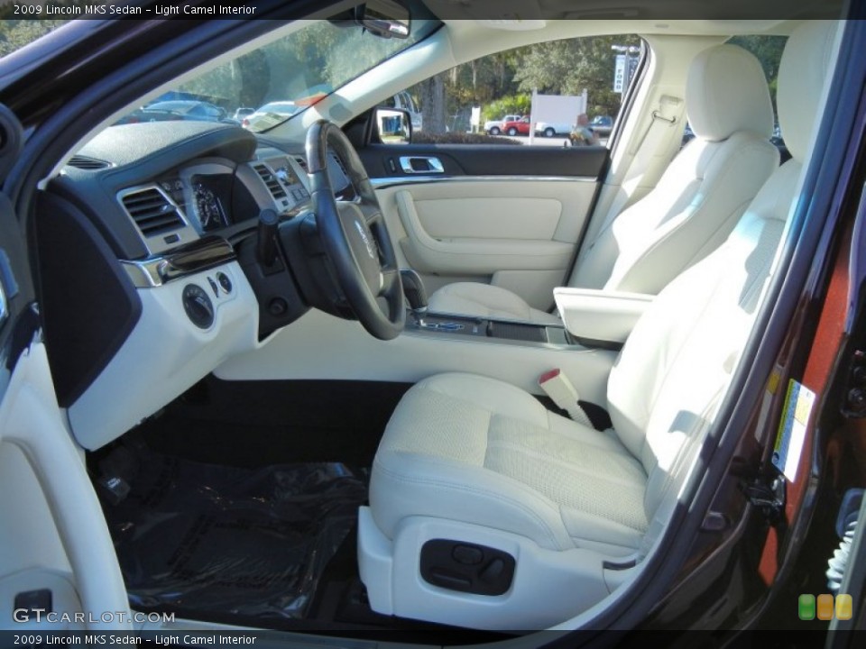 Light Camel Interior Photo for the 2009 Lincoln MKS Sedan #56398936