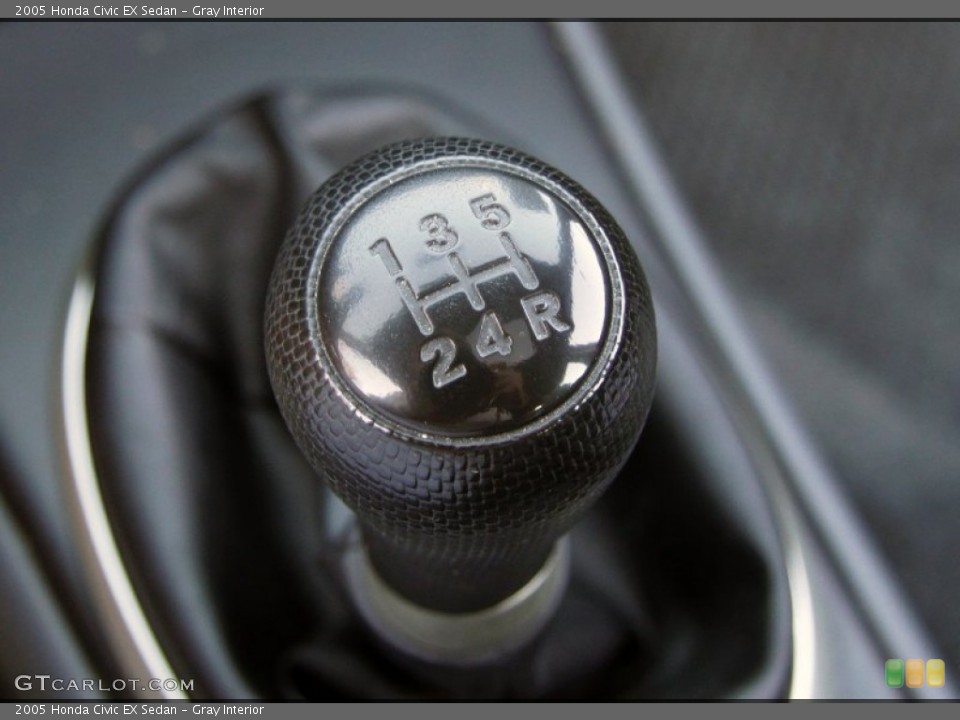 Gray Interior Transmission for the 2005 Honda Civic EX Sedan #56406765