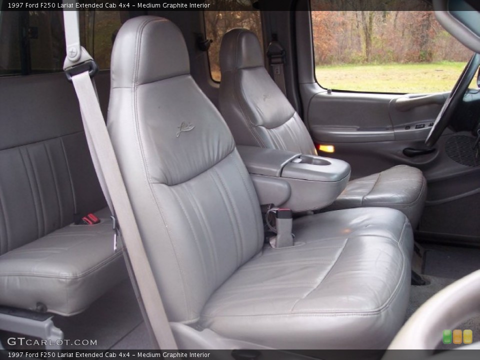 Medium Graphite Interior Photo for the 1997 Ford F250 Lariat Extended Cab 4x4 #56420257