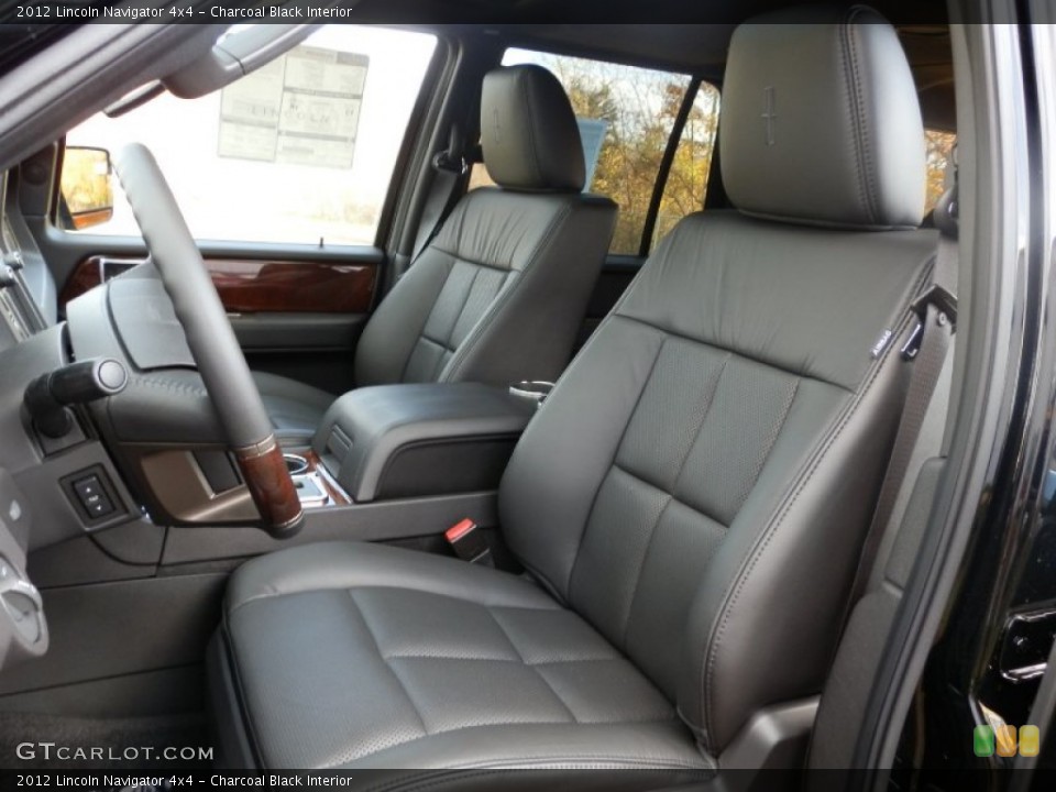 Charcoal Black Interior Photo for the 2012 Lincoln Navigator 4x4 #56434105