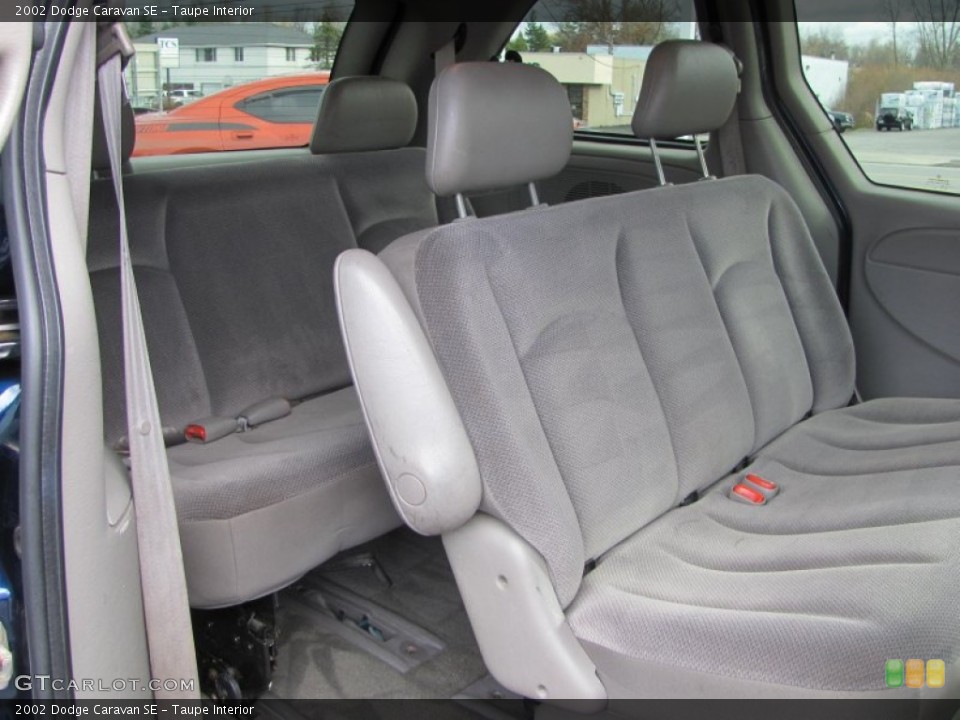 Taupe Interior Photo for the 2002 Dodge Caravan SE #56456986