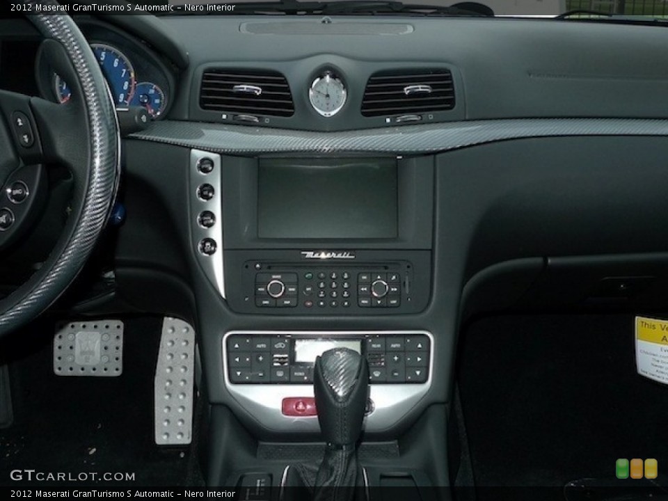 Nero Interior Controls for the 2012 Maserati GranTurismo S Automatic #56473331