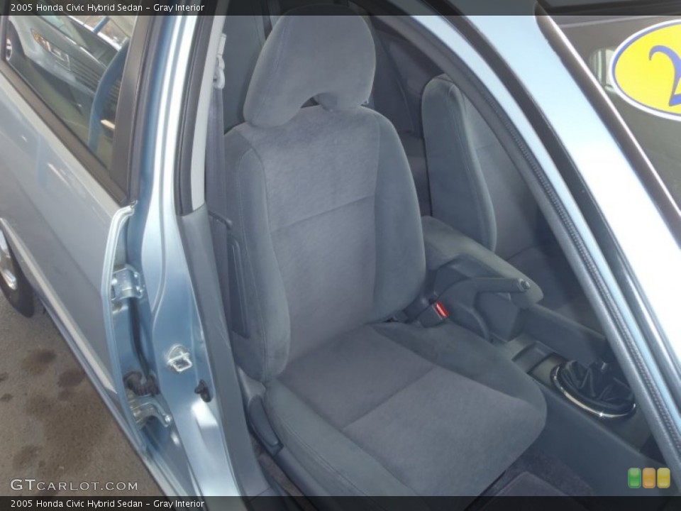 Gray Interior Photo for the 2005 Honda Civic Hybrid Sedan #56487777