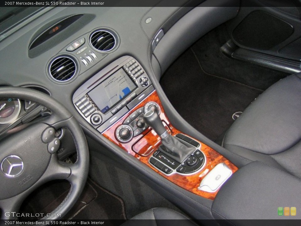 Black Interior Transmission for the 2007 Mercedes-Benz SL 550 Roadster #56490245