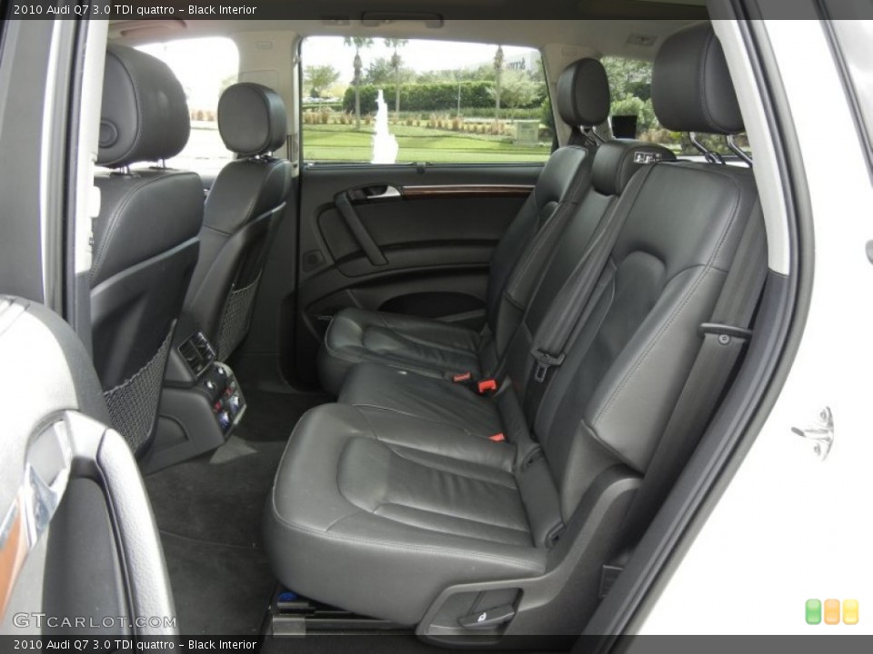 Black Interior Photo for the 2010 Audi Q7 3.0 TDI quattro #56502324