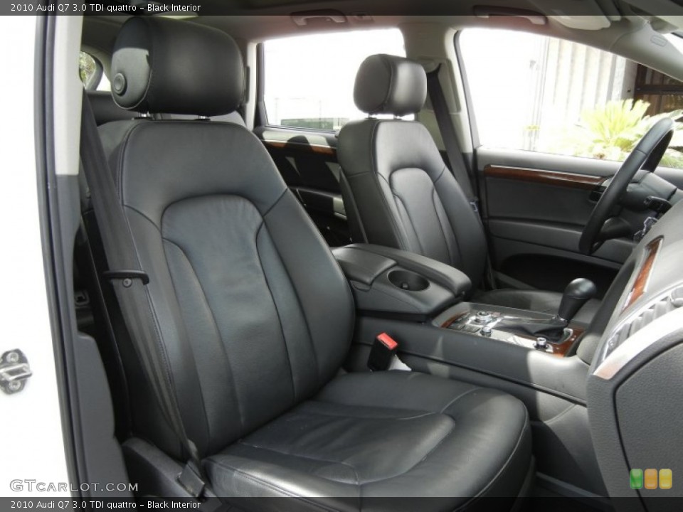 Black Interior Photo for the 2010 Audi Q7 3.0 TDI quattro #56502369