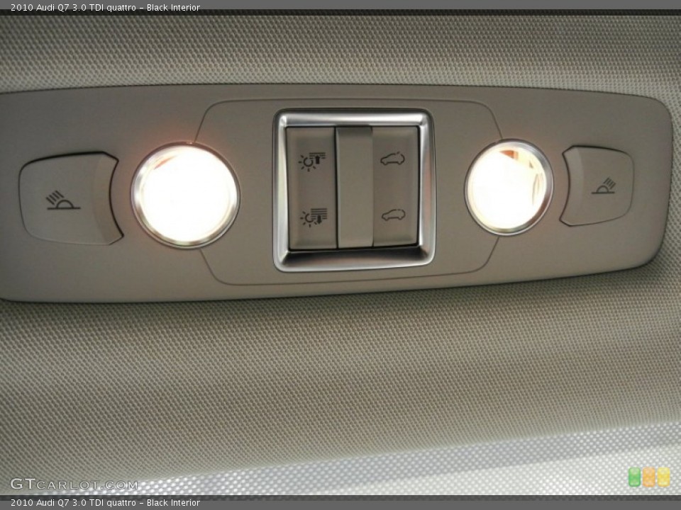 Black Interior Controls for the 2010 Audi Q7 3.0 TDI quattro #56502387