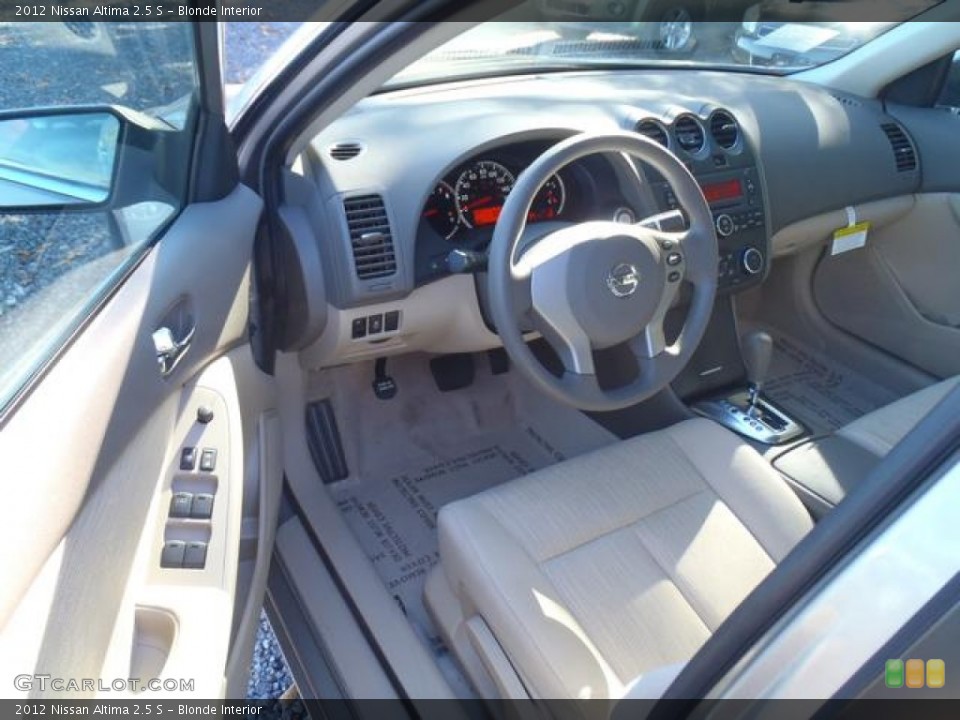 Blonde Interior Photo for the 2012 Nissan Altima 2.5 S #56510697