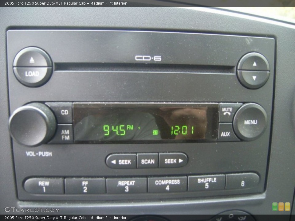 Medium Flint Interior Audio System for the 2005 Ford F250 Super Duty XLT Regular Cab #56519314