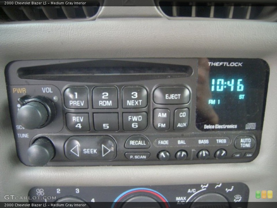 Medium Gray Interior Audio System for the 2000 Chevrolet Blazer LS #56519593