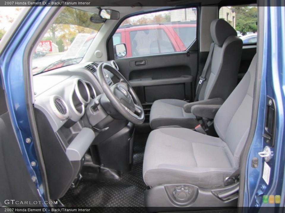 Black/Titanium Interior Photo for the 2007 Honda Element EX #56532150