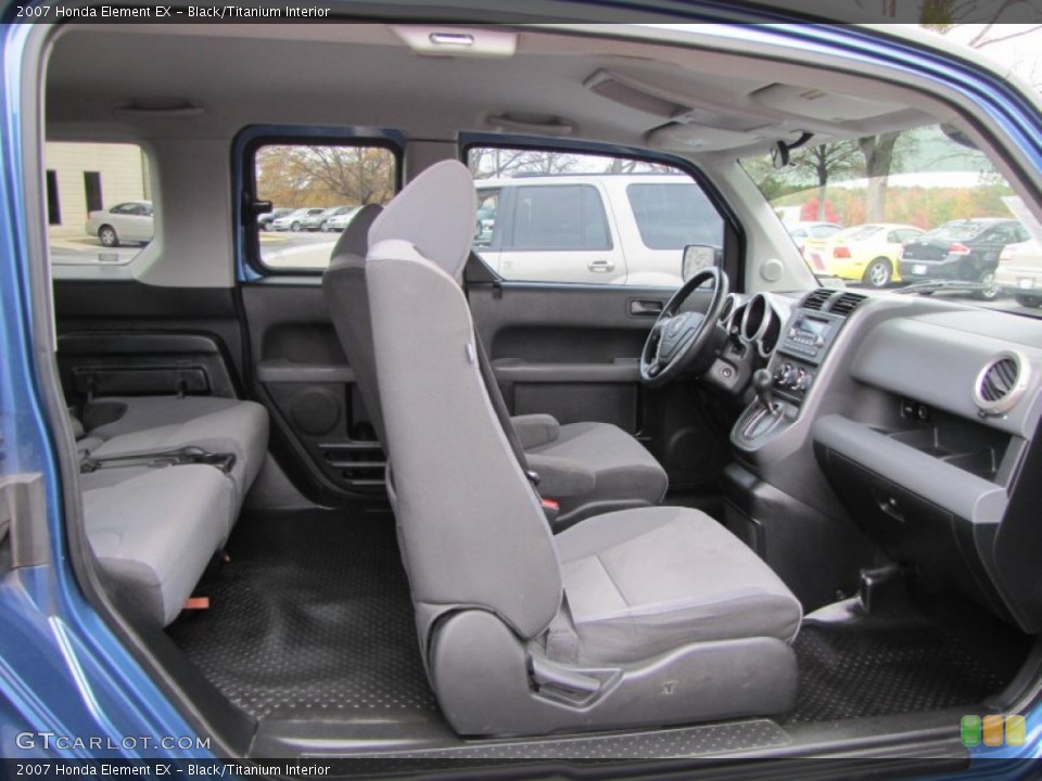 Black/Titanium Interior Photo for the 2007 Honda Element EX #56532187