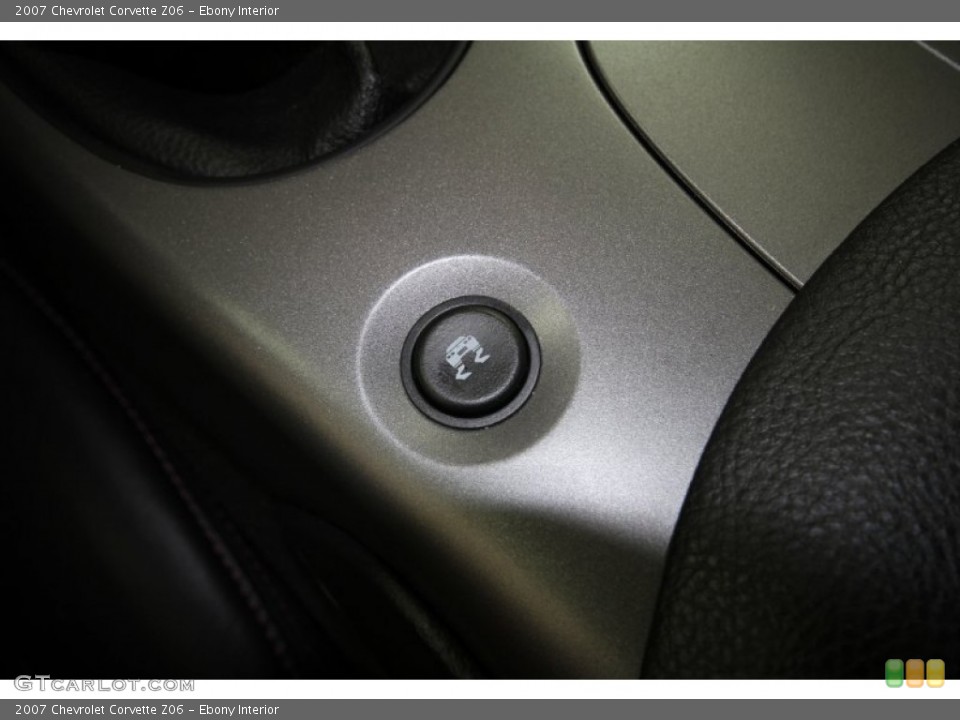 Ebony Interior Controls for the 2007 Chevrolet Corvette Z06 #56537431