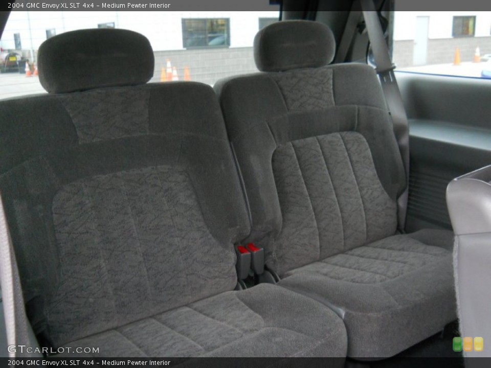 Medium Pewter Interior Photo for the 2004 GMC Envoy XL SLT 4x4 #56540178