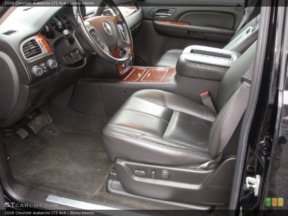 Ebony Interior Photo for the 2008 Chevrolet Avalanche LTZ 4x4 #56553069