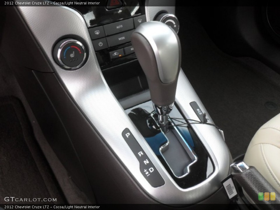 Cocoa/Light Neutral Interior Transmission for the 2012 Chevrolet Cruze LTZ #56553292