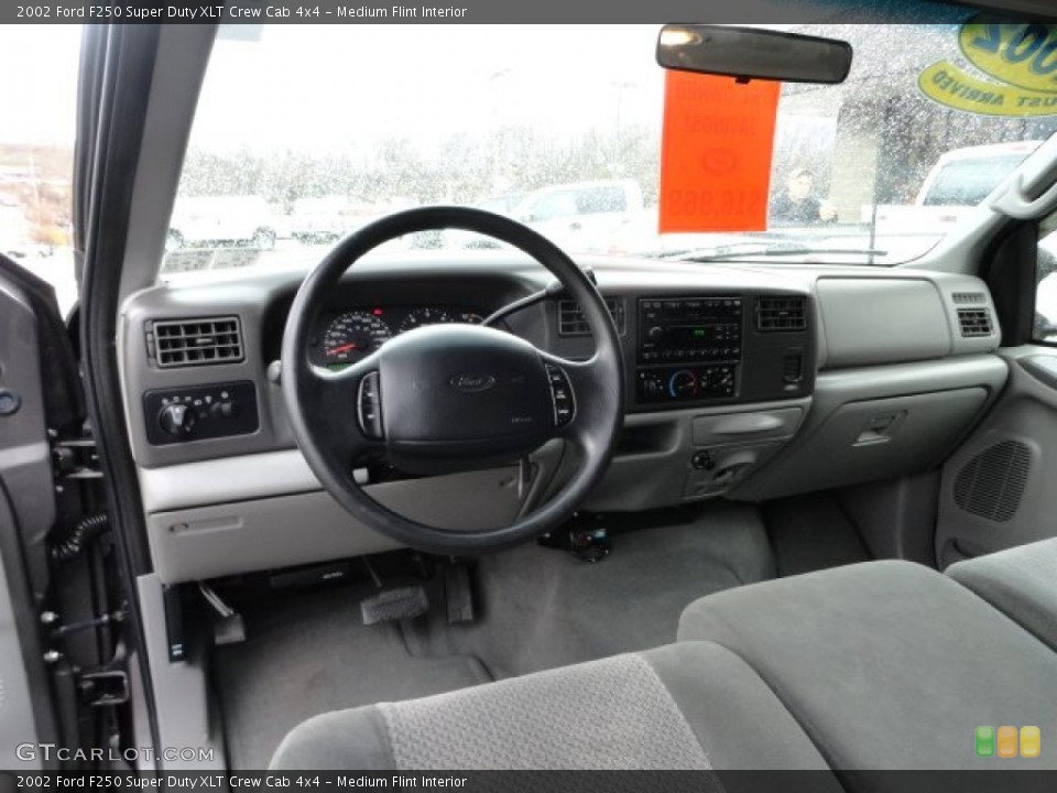 Medium Flint Interior Dashboard for the 2002 Ford F250 Super Duty XLT Crew Cab 4x4 #56554684