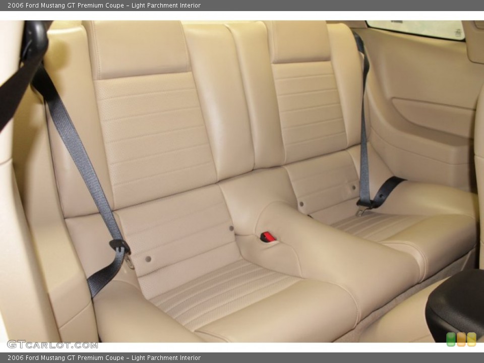 Light Parchment Interior Photo for the 2006 Ford Mustang GT Premium Coupe #56557444