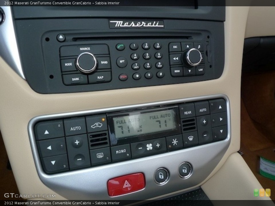 Sabbia Interior Controls for the 2012 Maserati GranTurismo Convertible GranCabrio #56558617