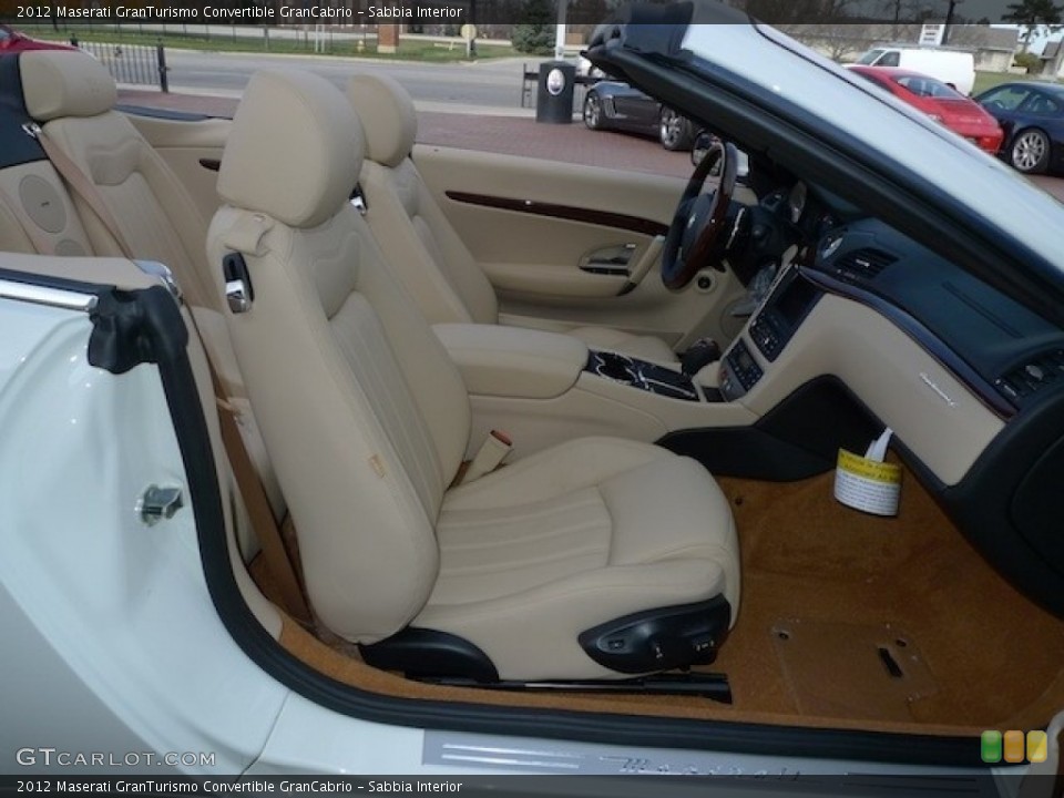 Sabbia Interior Photo for the 2012 Maserati GranTurismo Convertible GranCabrio #56558665