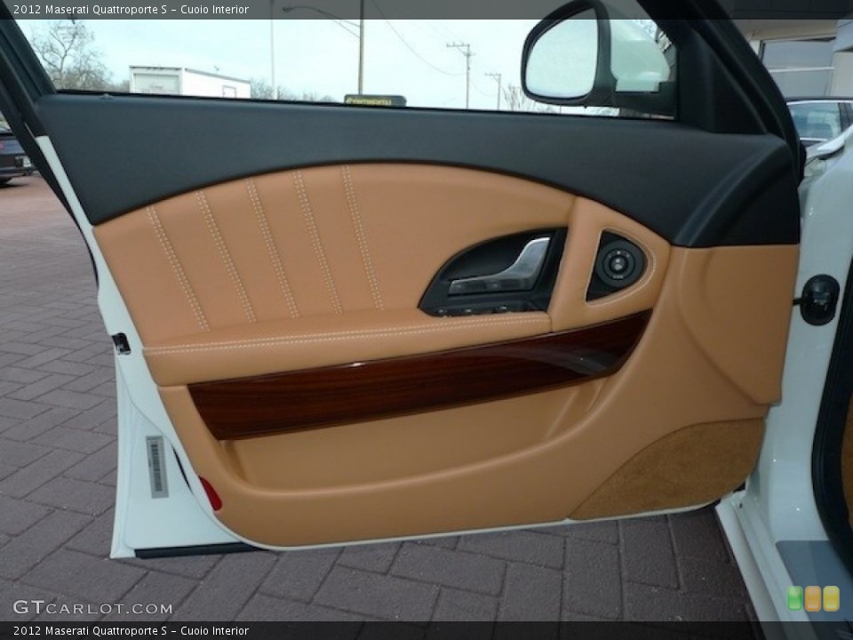Cuoio Interior Door Panel for the 2012 Maserati Quattroporte S #56558800