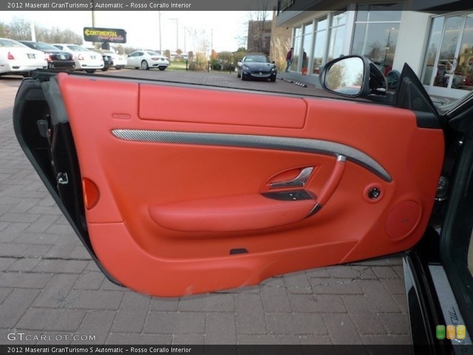 Rosso Corallo Interior Door Panel for the 2012 Maserati GranTurismo S Automatic #56559097