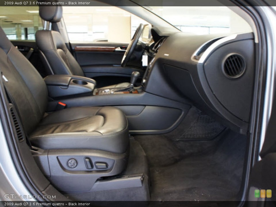 Black Interior Photo for the 2009 Audi Q7 3.6 Premium quattro #56566041