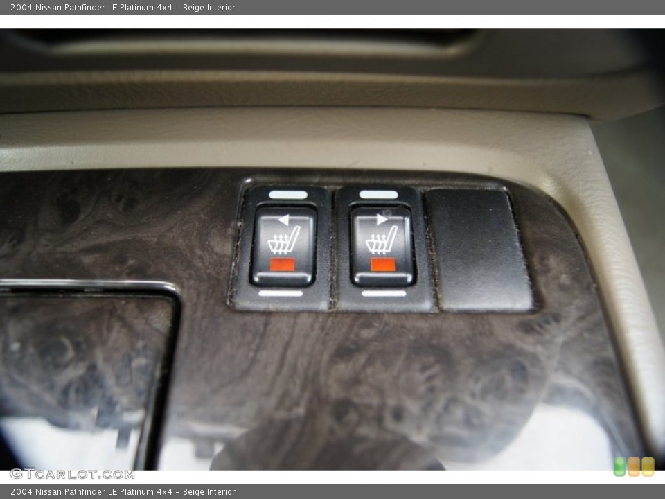 Beige Interior Controls for the 2004 Nissan Pathfinder LE Platinum 4x4 #56566386