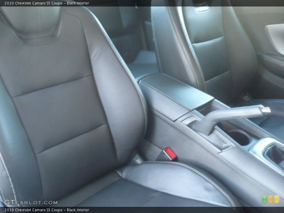 Black Interior Photo for the 2010 Chevrolet Camaro SS Coupe #56573859