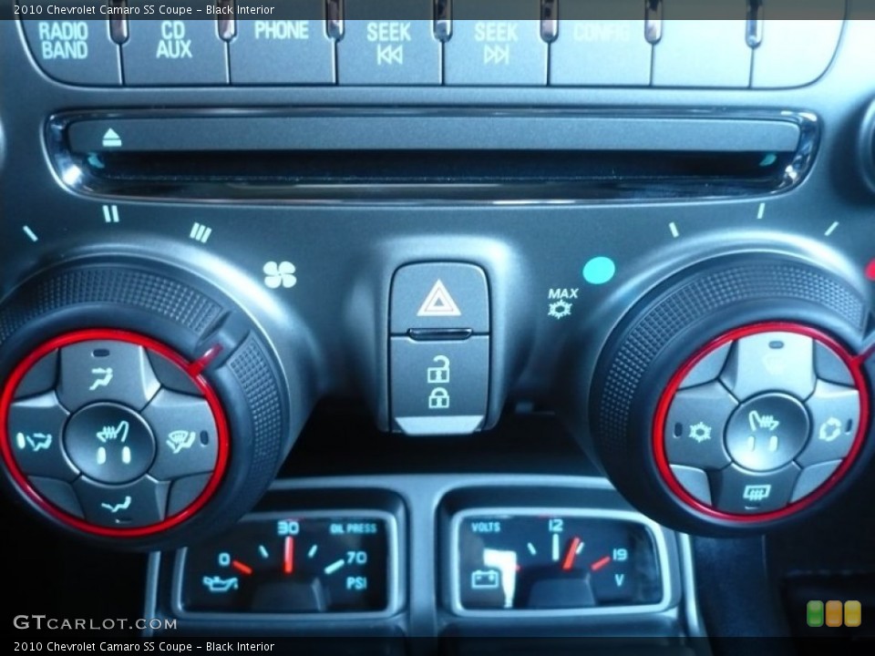 Black Interior Controls for the 2010 Chevrolet Camaro SS Coupe #56573955