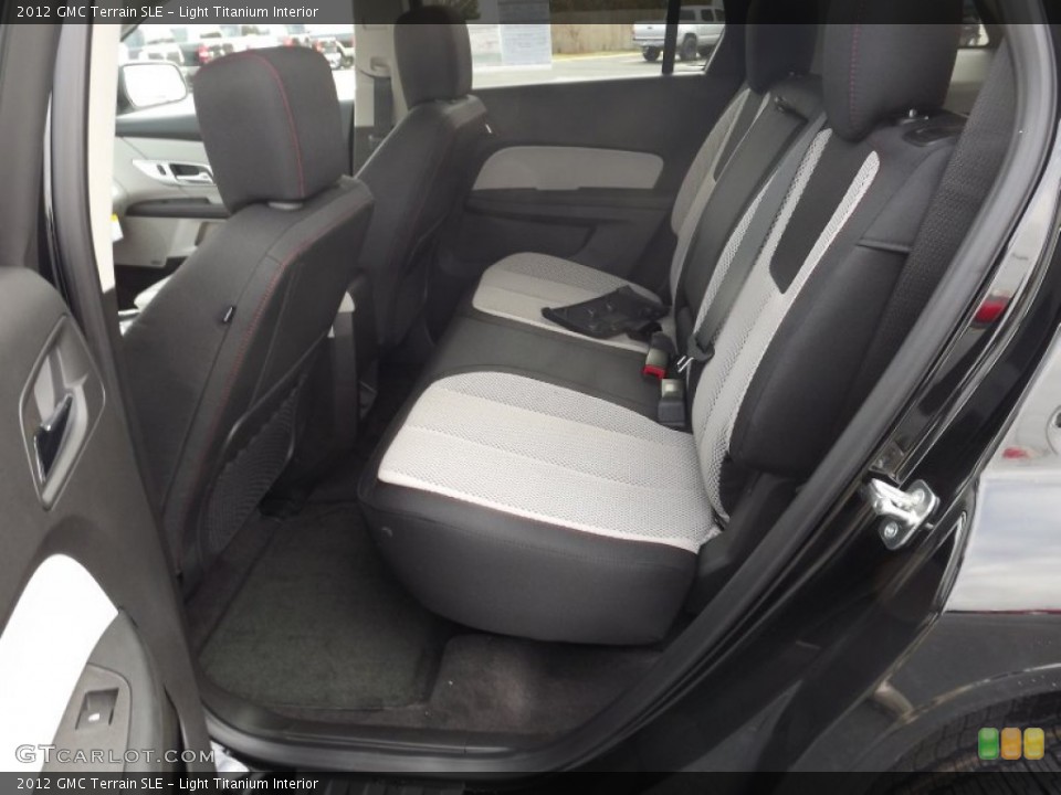 Light Titanium Interior Photo for the 2012 GMC Terrain SLE #56573988