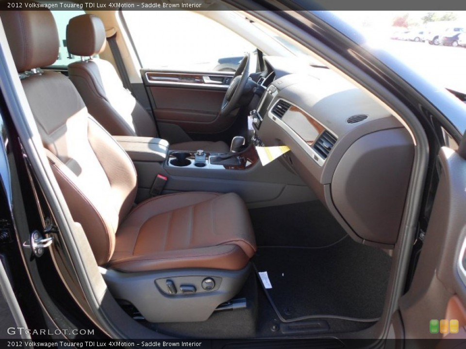 Saddle Brown Interior Photo for the 2012 Volkswagen Touareg TDI Lux 4XMotion #56575989