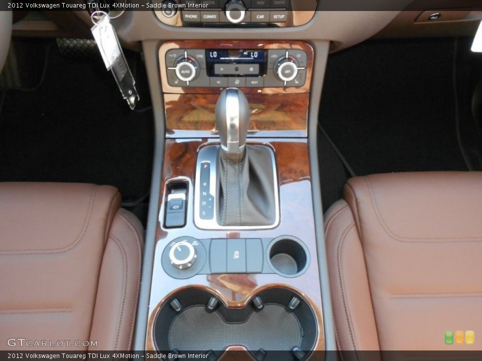 Saddle Brown Interior Transmission for the 2012 Volkswagen Touareg TDI Lux 4XMotion #56576034