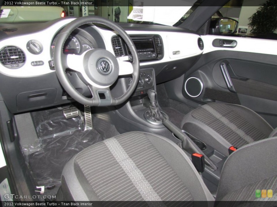 Titan Black Interior Photo for the 2012 Volkswagen Beetle Turbo #56579365