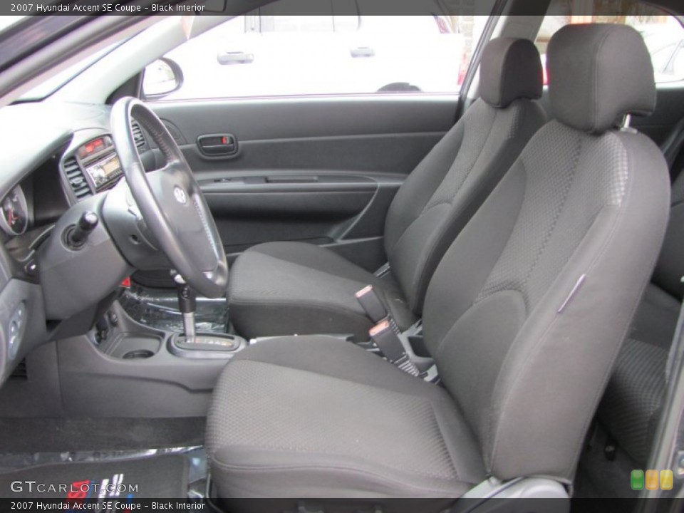 Black Interior Photo for the 2007 Hyundai Accent SE Coupe #56580458