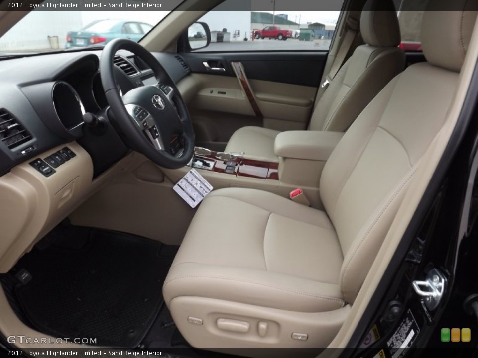 Sand Beige Interior Photo for the 2012 Toyota Highlander Limited #56580758